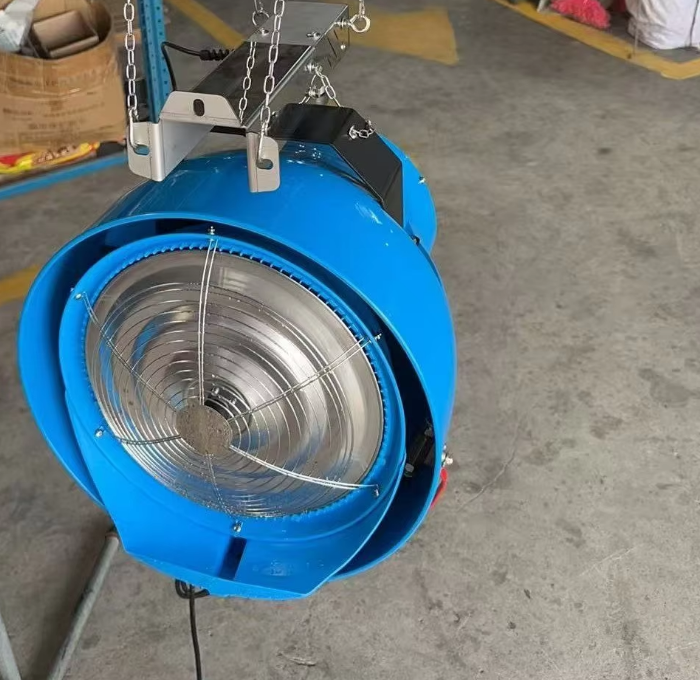 Máy Phun Sương Làm Mát Nhà Xưởng Phun Xa 15m